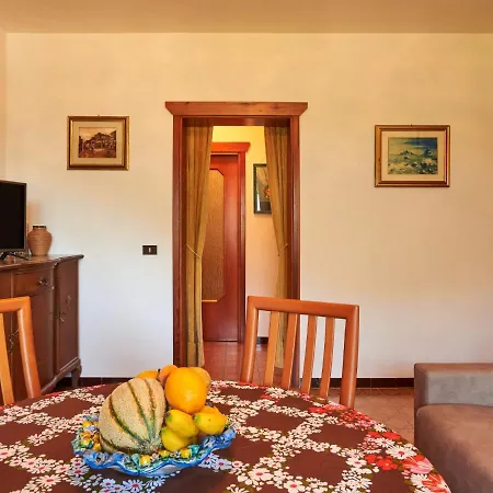 Locazione Turistica Casa Dei Gelsomini بورليتسا