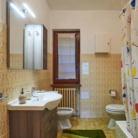 شقة Locazione Turistica Casa Dei Gelsomini بورليتسا